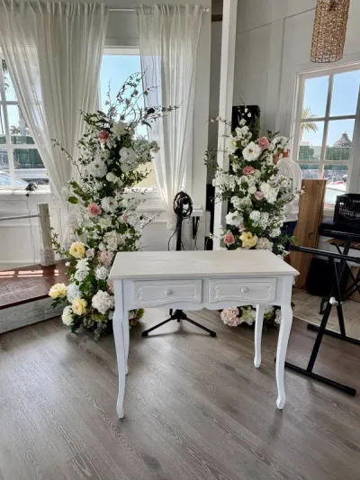 Performance stage at La Colmena